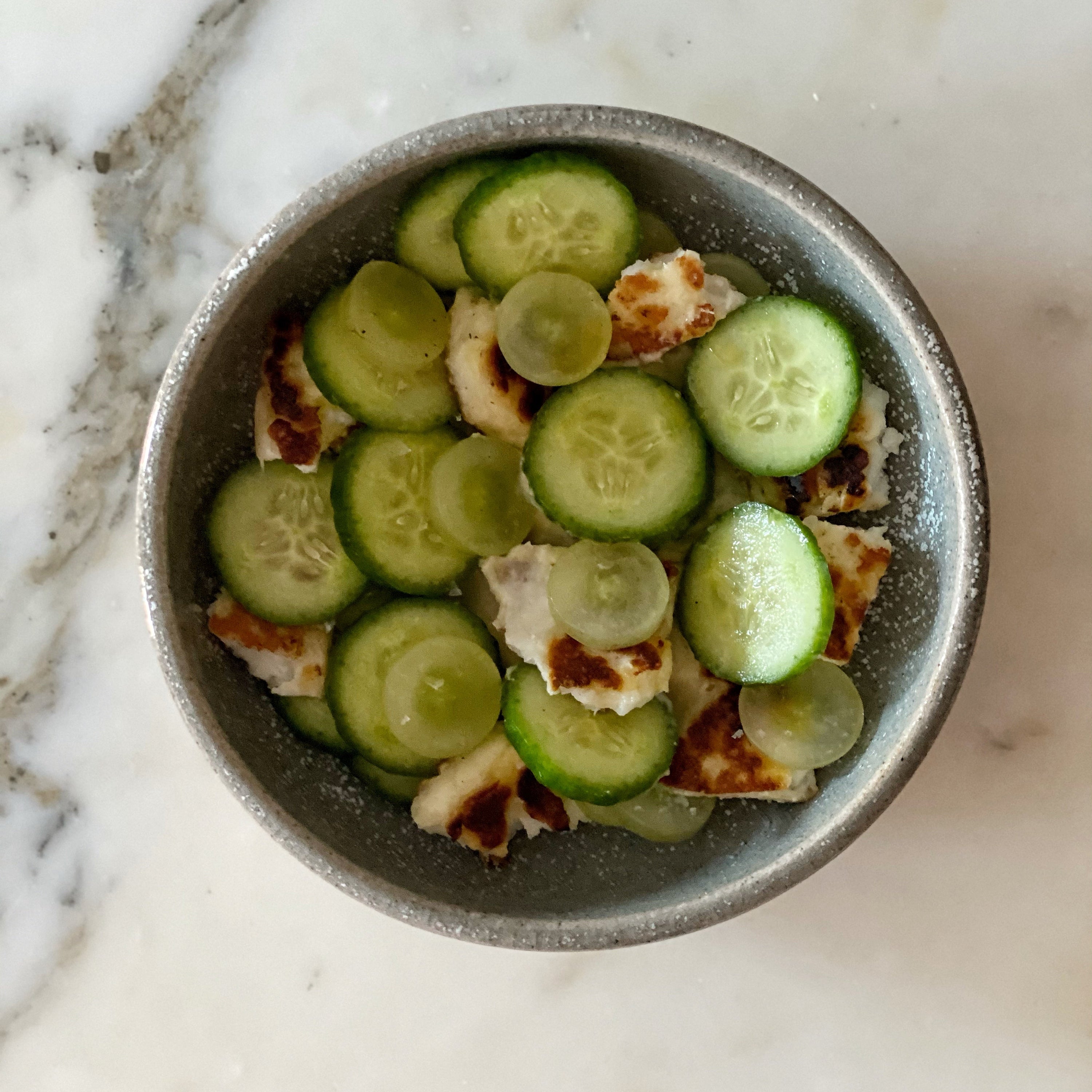 GRILLED HALLOUMI WITH CUCUMBER & GRAPES
